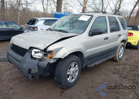 2004 Ford Escape Xlt из США, поврежденный, VIN 1FMYU03114KB12212